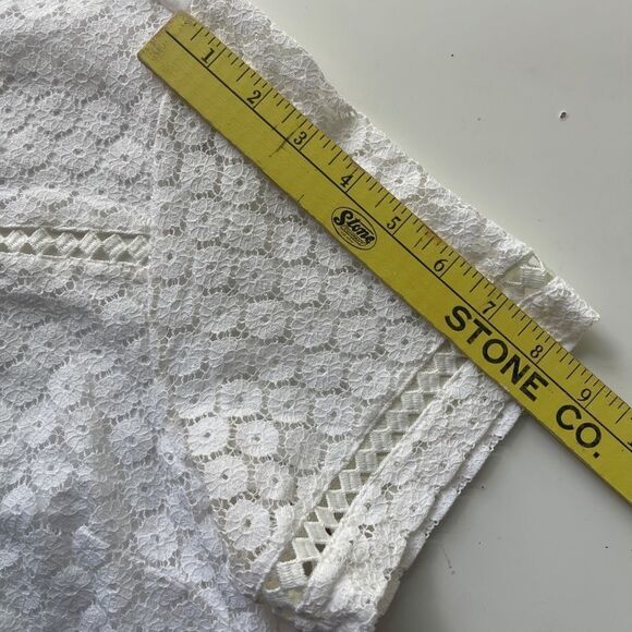 Badgley Mischka Lace Short Sleeve Pullover Top, Size L - Picture 7 of 10